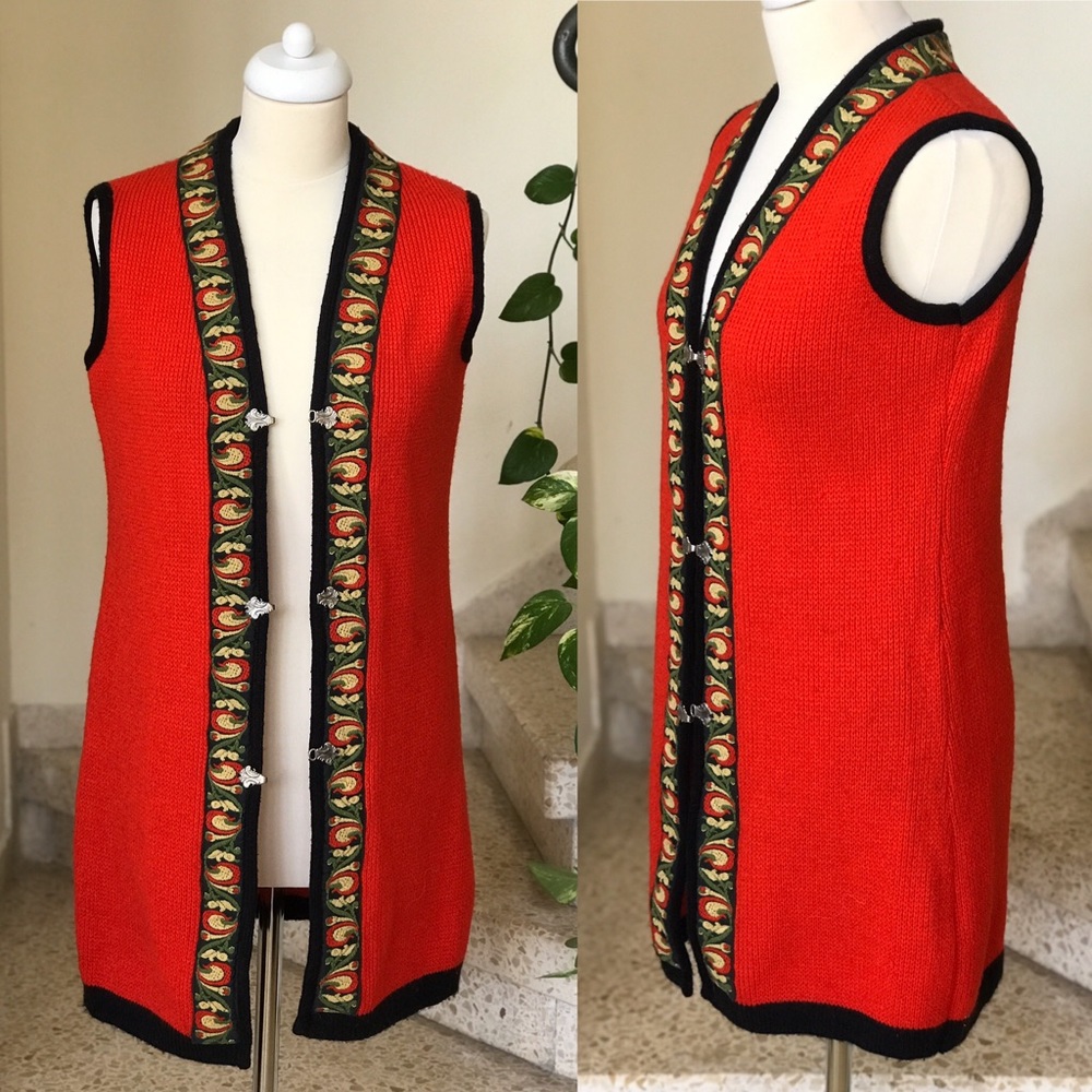 1970s Vintage Groovy Authentic Sweater Vest